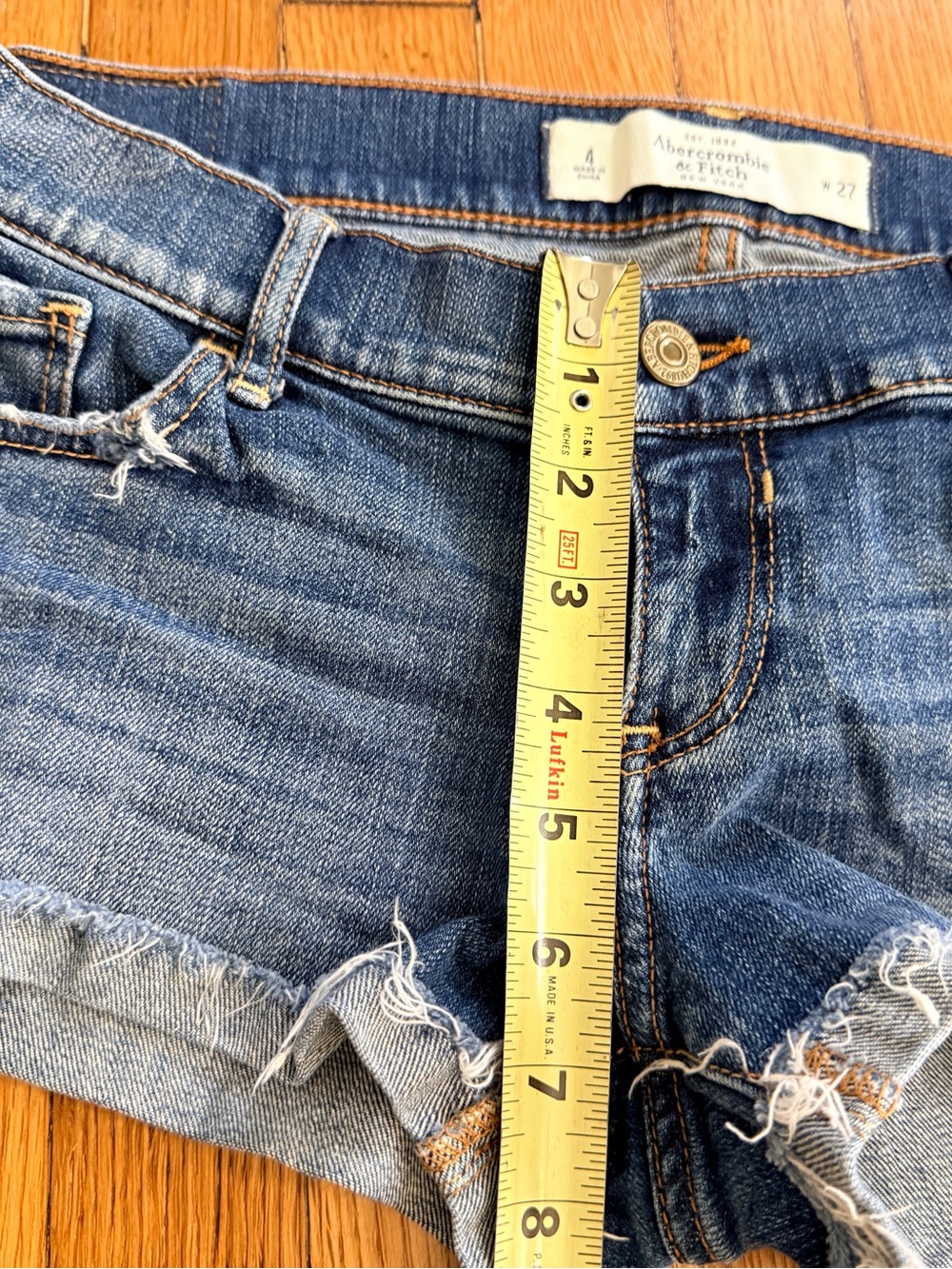 Abercrombie & Fitch Y2K Low Rise Daisy Duke Distressed Cuffed Denim Shorts 27/4 - Picture 6 of 9